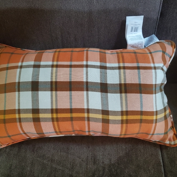 Fall Farmhouse Truck Throw Pillow-NWT - Picture 3 of 4